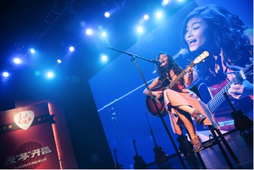 不断创新的恩佐音乐比赛 <br />～从传统电子琴到吉他女声～